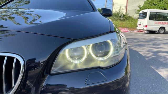 BMW寶馬 528I  第7張相片