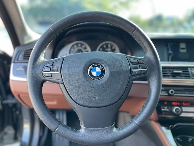 BMW寶馬 528I  第14張相片