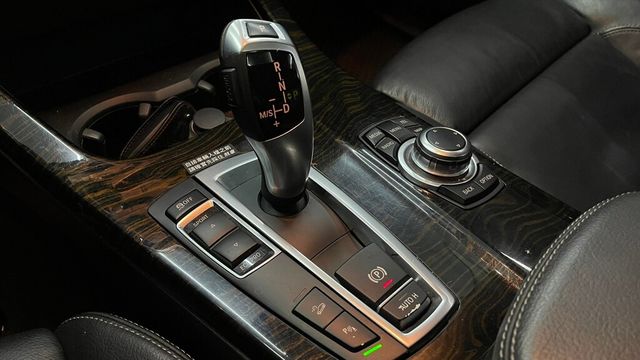 BMW寶馬 X3  第12張相片