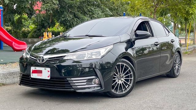 TOYOTA豐田 ALTIS  第1張相片