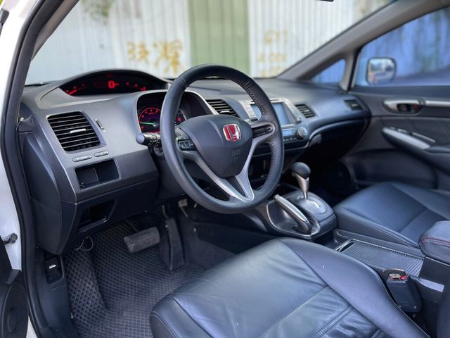 HONDA本田 CIVIC  第11張相片