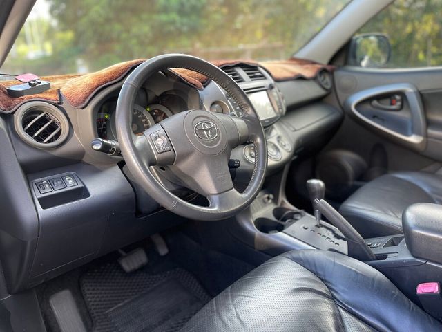 TOYOTA豐田 RAV4  第15張相片