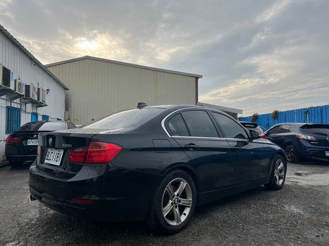 BMW寶馬 320  第2張相片