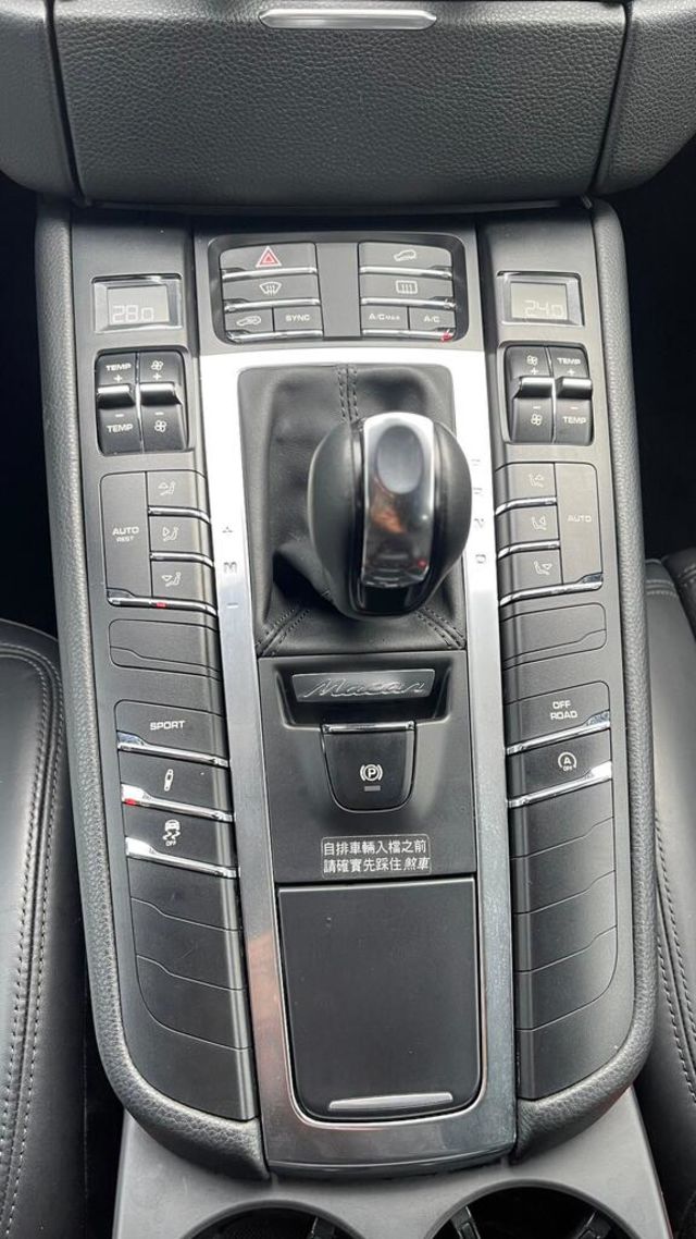 PORSCHE保時捷 MACAN  第16張相片