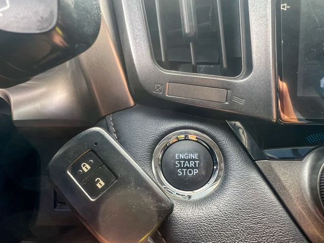 TOYOTA豐田 RAV4  第8張相片