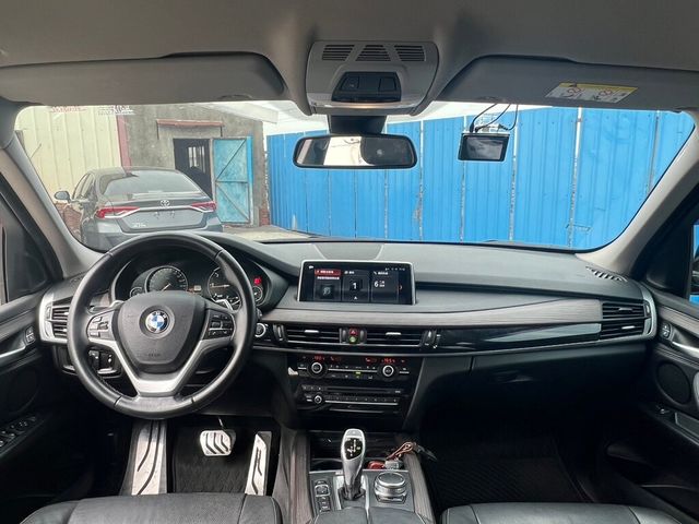 BMW寶馬 X5 XDRIVE25D  第5張相片