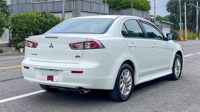 MITSUBISHI三菱 LANCER IO  第2張相片