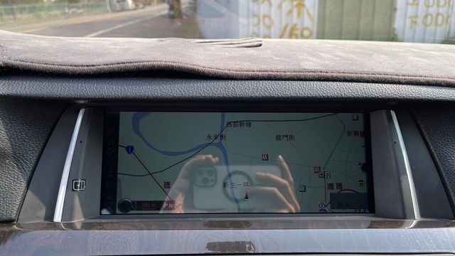BMW寶馬 528I  第16張相片