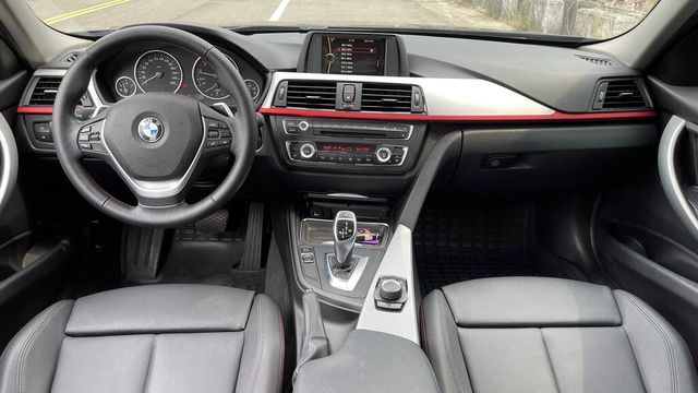 BMW寶馬 320I  第5張相片