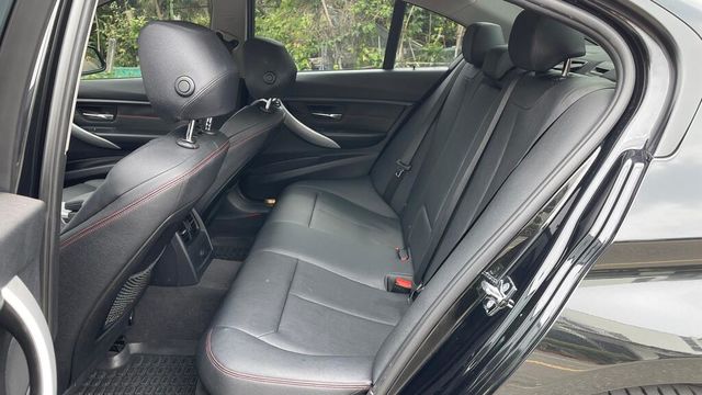 BMW寶馬 320I  第18張相片