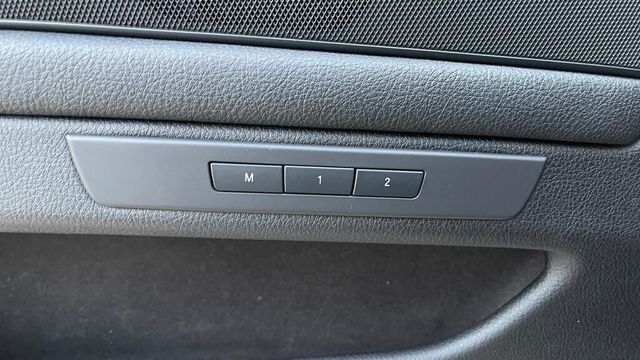 BMW寶馬 520D  第9張相片