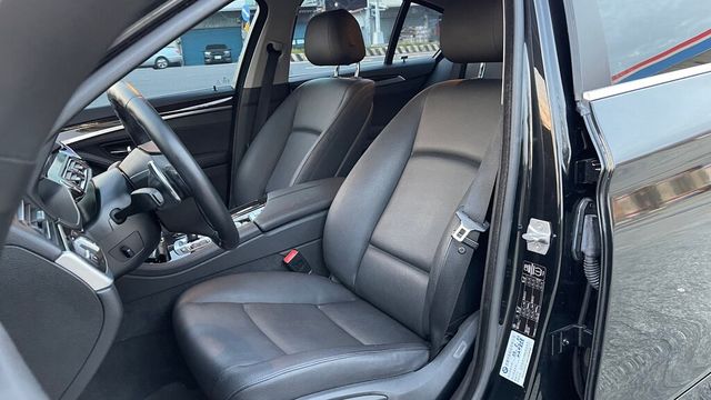 BMW寶馬 520D  第17張相片