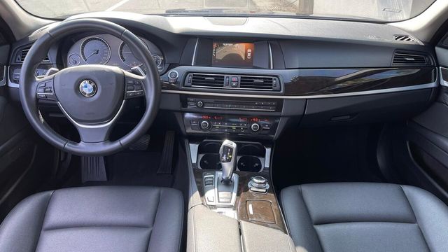 BMW寶馬 520D  第5張相片