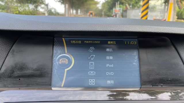 BMW寶馬 520I  第14張相片