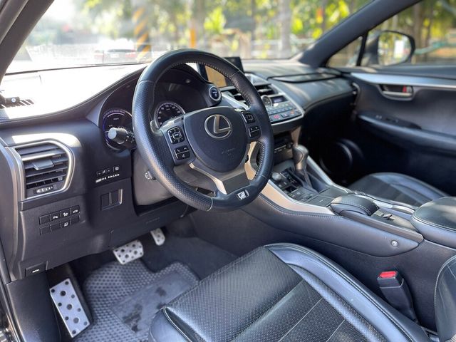 LEXUS凌志 NX300H  第37張相片