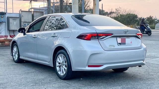 TOYOTA豐田 ALTIS  第4張相片