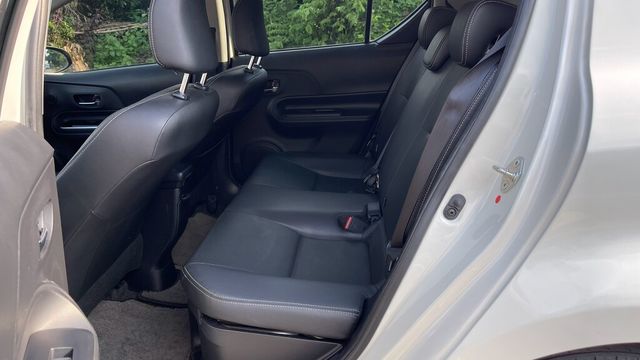 TOYOTA豐田 PRIUS C  第13張相片