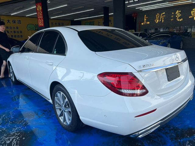 M-BENZ賓士 E220D  第4張相片