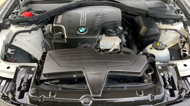 BMW寶馬 328I  第5張相片