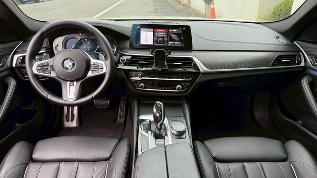 BMW寶馬 530I  第5張相片