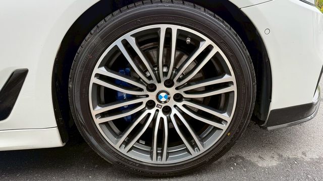 BMW寶馬 530I  第8張相片