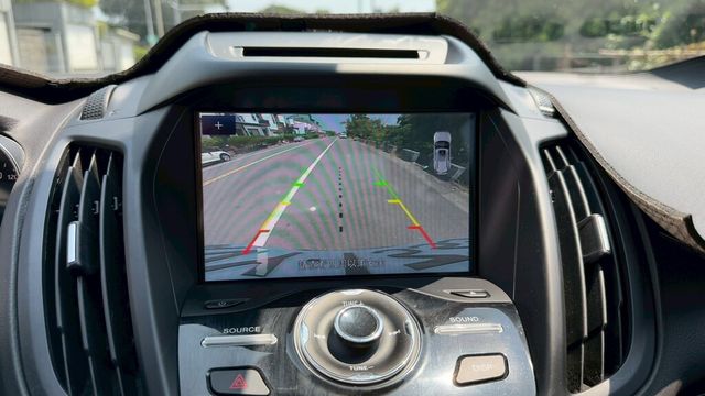 FORD福特 KUGA  第13張相片