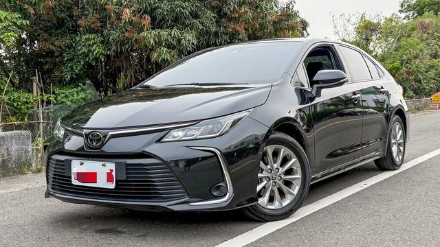 TOYOTA豐田 ALTIS  第1張相片