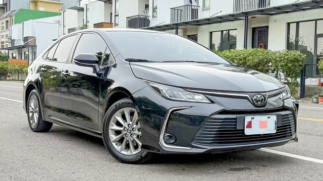 TOYOTA豐田 ALTIS  第3張相片