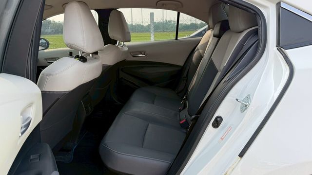 TOYOTA豐田 ALTIS  第14張相片