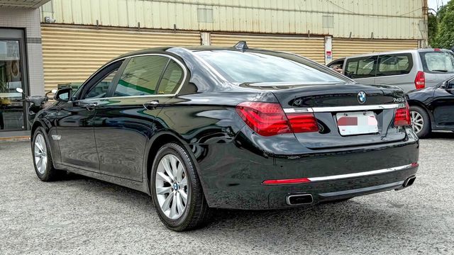 BMW寶馬 740LI  第4張相片