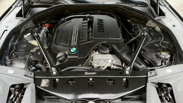 BMW寶馬 740LI  第6張相片
