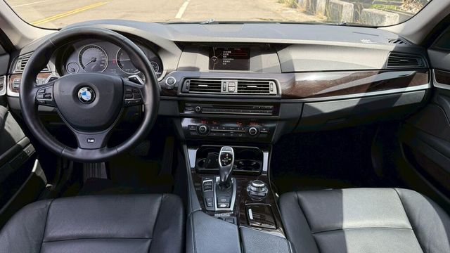 BMW寶馬 520I  第5張相片
