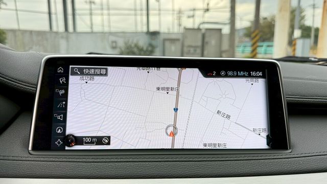 BMW寶馬 X6  第10張相片