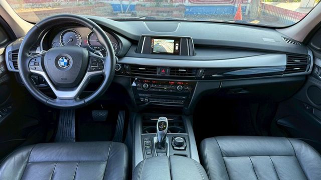 BMW寶馬 X5 XDRIVE25D  第5張相片