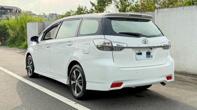TOYOTA豐田 WISH  第4張相片