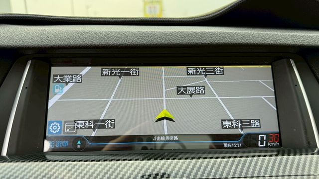 BMW寶馬 520D  第9張相片