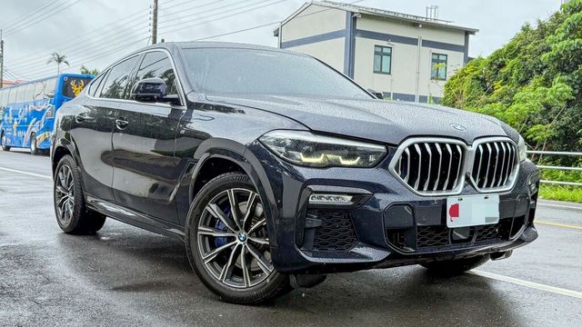 BMW寶馬 X6 XDRIVE40I  第3張相片