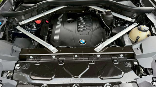 BMW寶馬 X6 XDRIVE40I  第6張相片