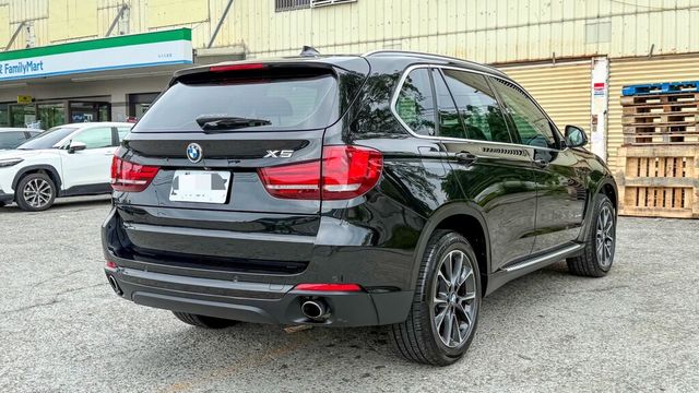 BMW寶馬 X5 XDRIVE30D  第2張相片