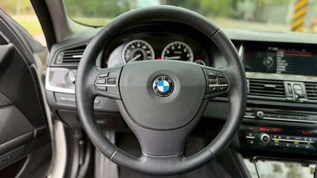 BMW寶馬 528I  第17張相片