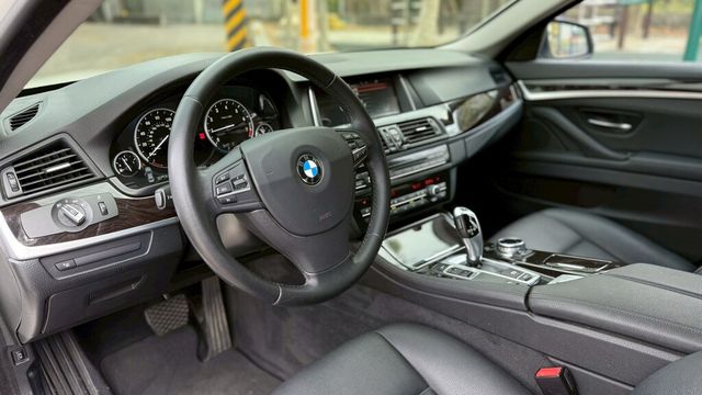 BMW寶馬 528I  第18張相片