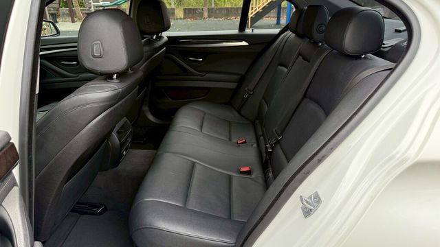 BMW寶馬 528I  第20張相片