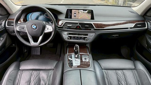 BMW寶馬 740LI  第5張相片