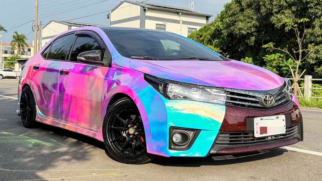 TOYOTA豐田 ALTIS  第3張相片