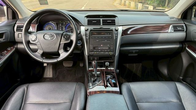 TOYOTA豐田 CAMRY  第15張相片