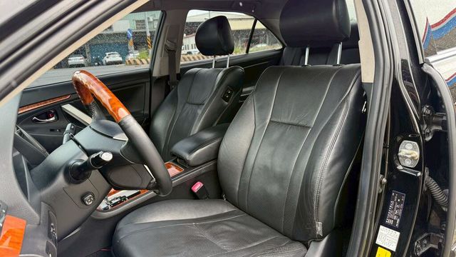 TOYOTA豐田 CAMRY  第18張相片