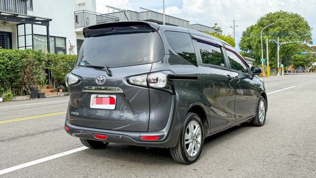 TOYOTA豐田 SIENTA  第2張相片
