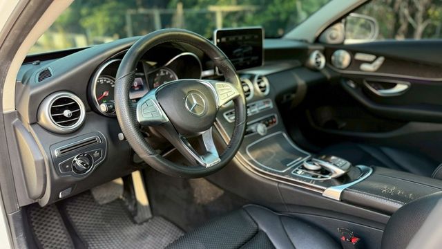 M-BENZ賓士 C300  第6張相片