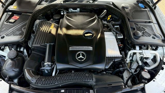 M-BENZ賓士 C300  第7張相片