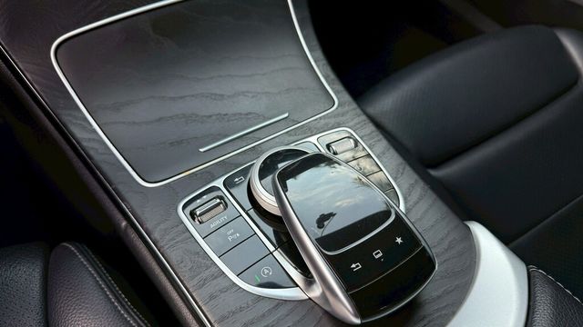 M-BENZ賓士 C400  第15張相片
